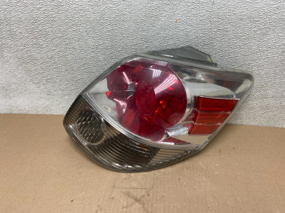 2004 - 2008 Toyota Matrix Right Passenger RH Side Tail Light OEM AB5013 LK0