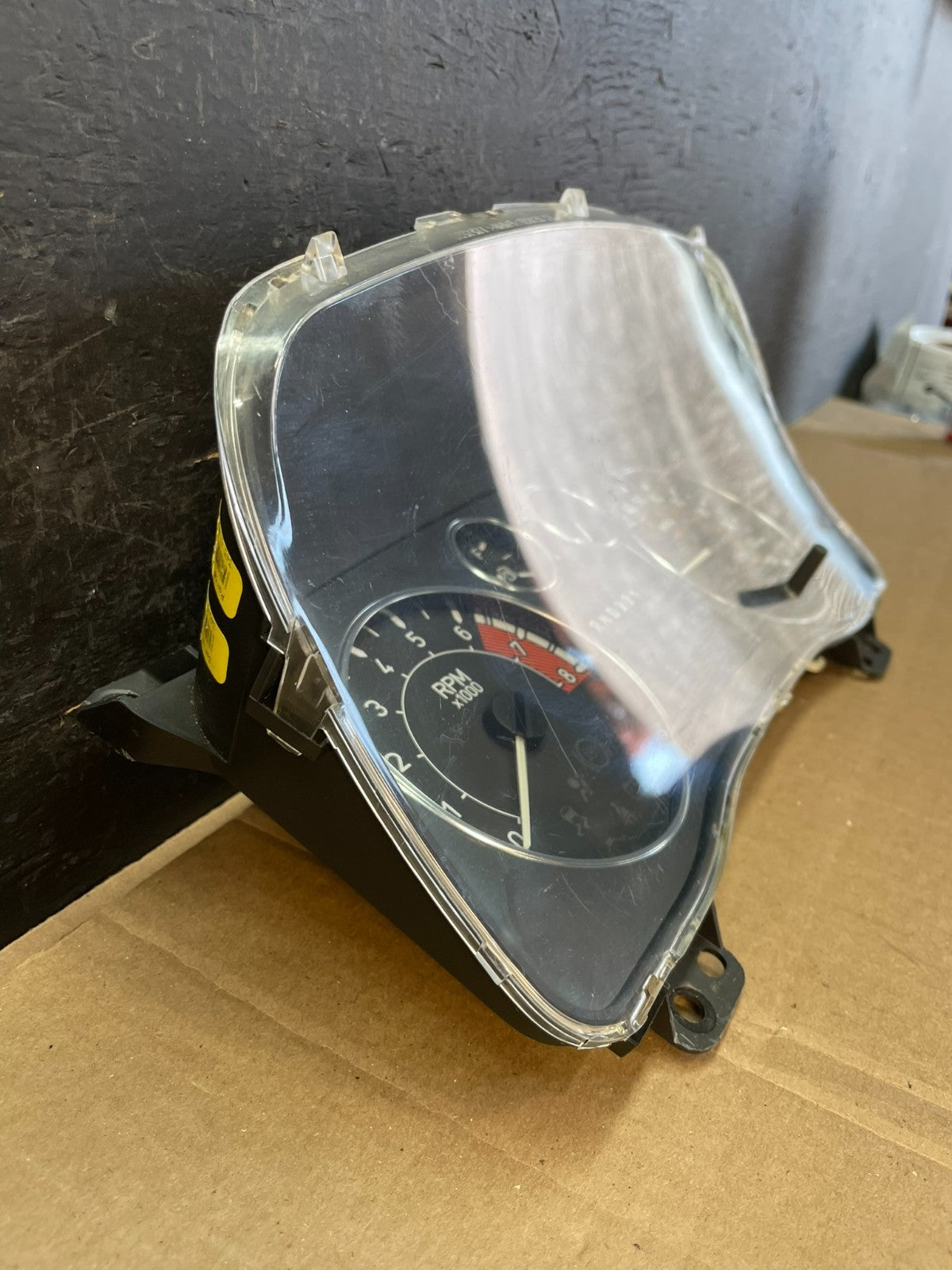 2006 to 2010 Hummer H3 Dash Cluster Gauge Speedometer OEM AC2272 DG1