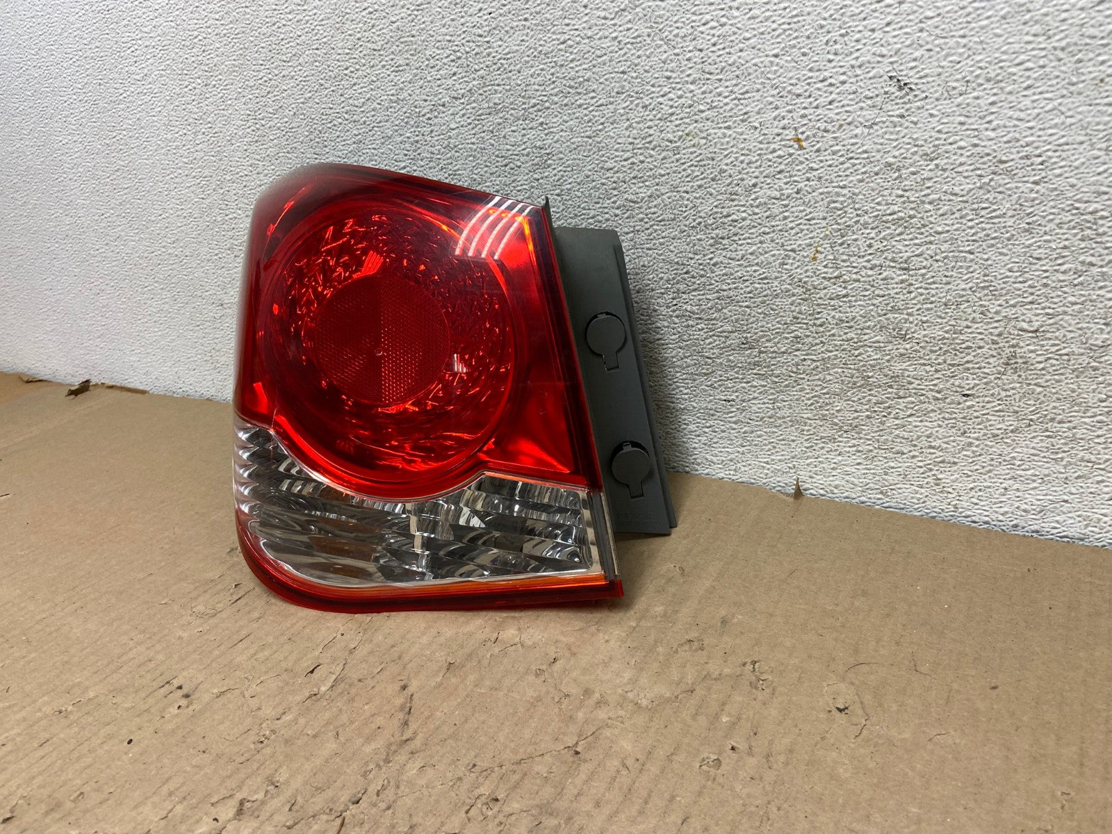 2011 2012 2013 2014 Chevrolet Cruze Left Driver LH Side Tail Light AG8030 LK2