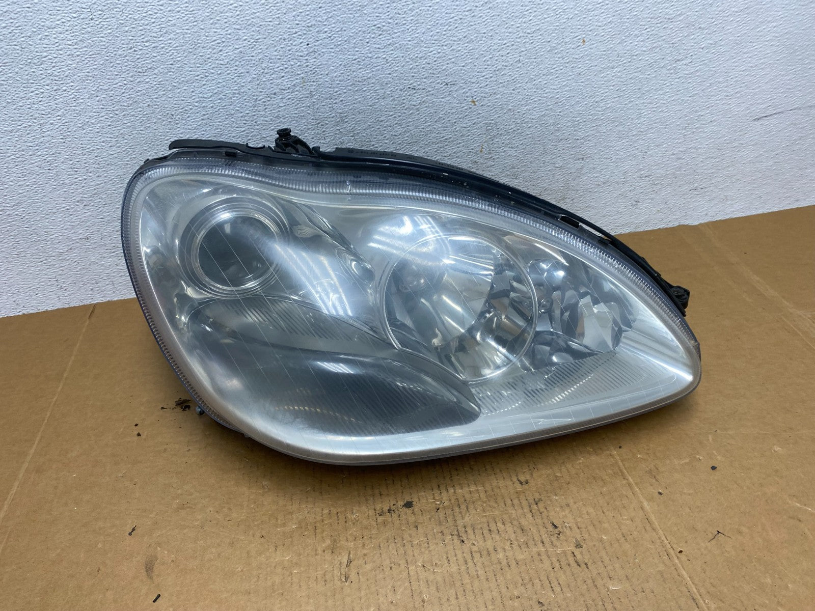 Halogen 2003 to 2006 Mercedes S-Class Right Passenger RH Headlight AD9257 DW0