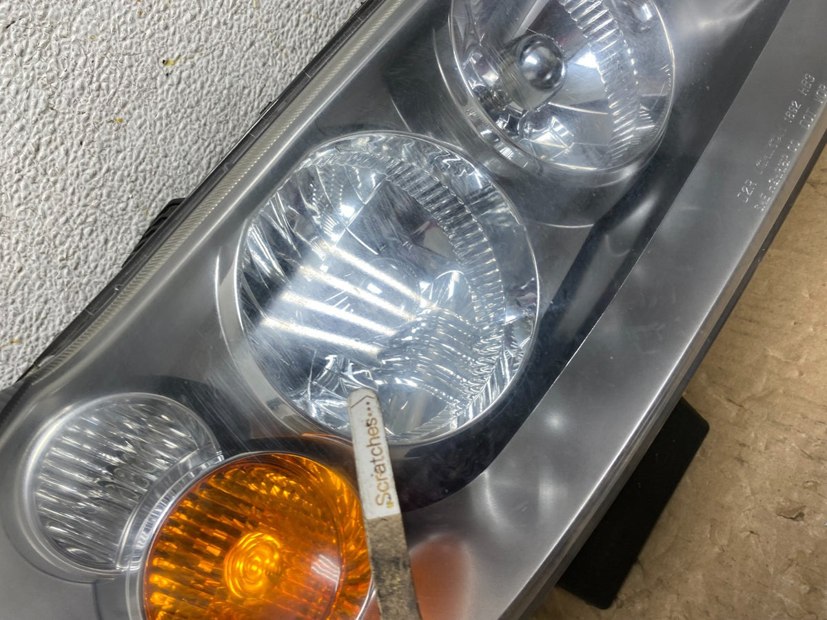 2002-2003 Nissan Maxima Right Passenger RH Headlight Xenon HID AI1312 DW3