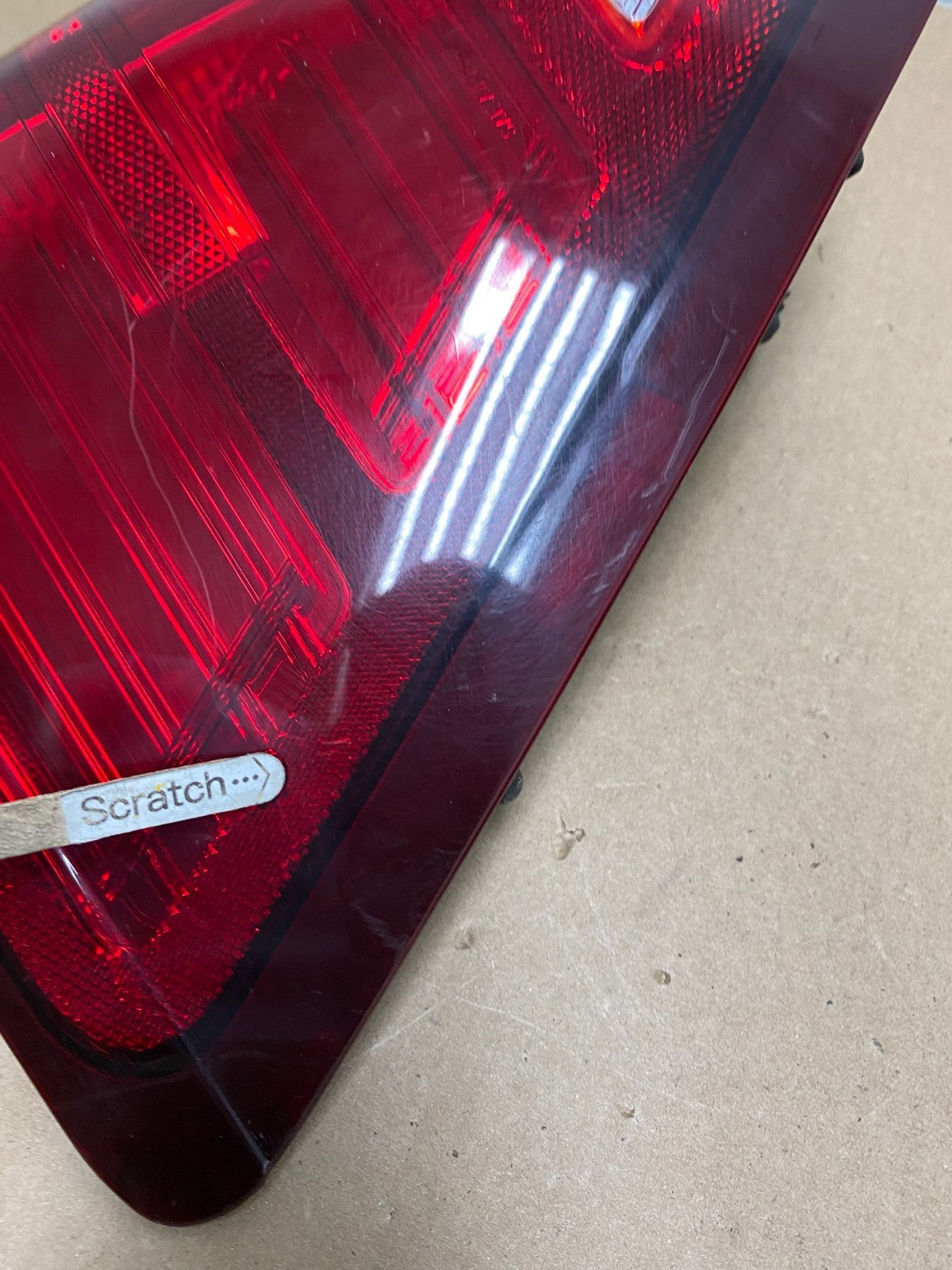 2007 2008 2009 2010 Jeep Grand Cherokee Left Driver Lh Tail Light Oem P8070 DW4