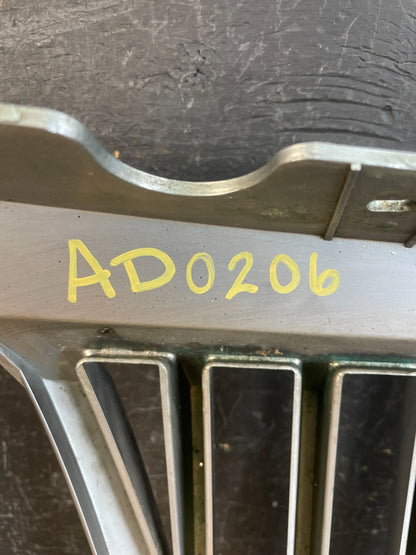 2002 to 2005 Mercury Mountaineer Front Upper Grill Grille AD0206 DG6