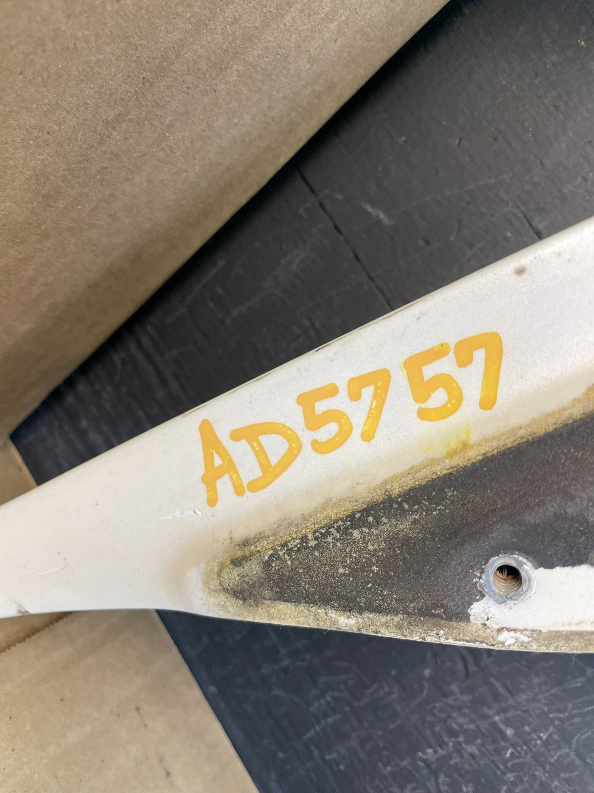 2001 to 2005 Lexus GS300 Trunk Hatch Tailgate Without Spoiler AD57577