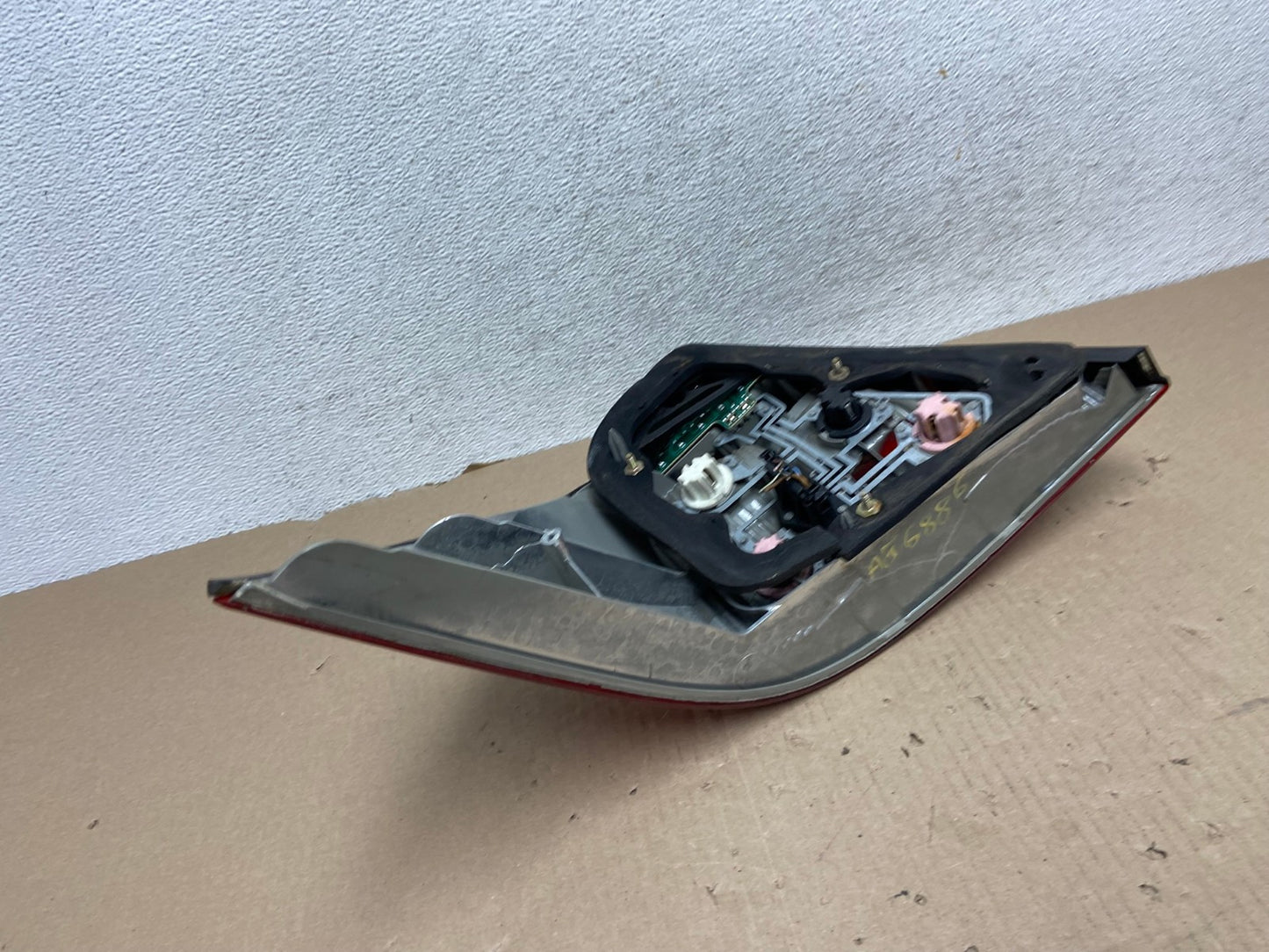 2003 to 2006 Mercedes-Benz S-Class Tail Light Right Passenger Side AG6886 LK6