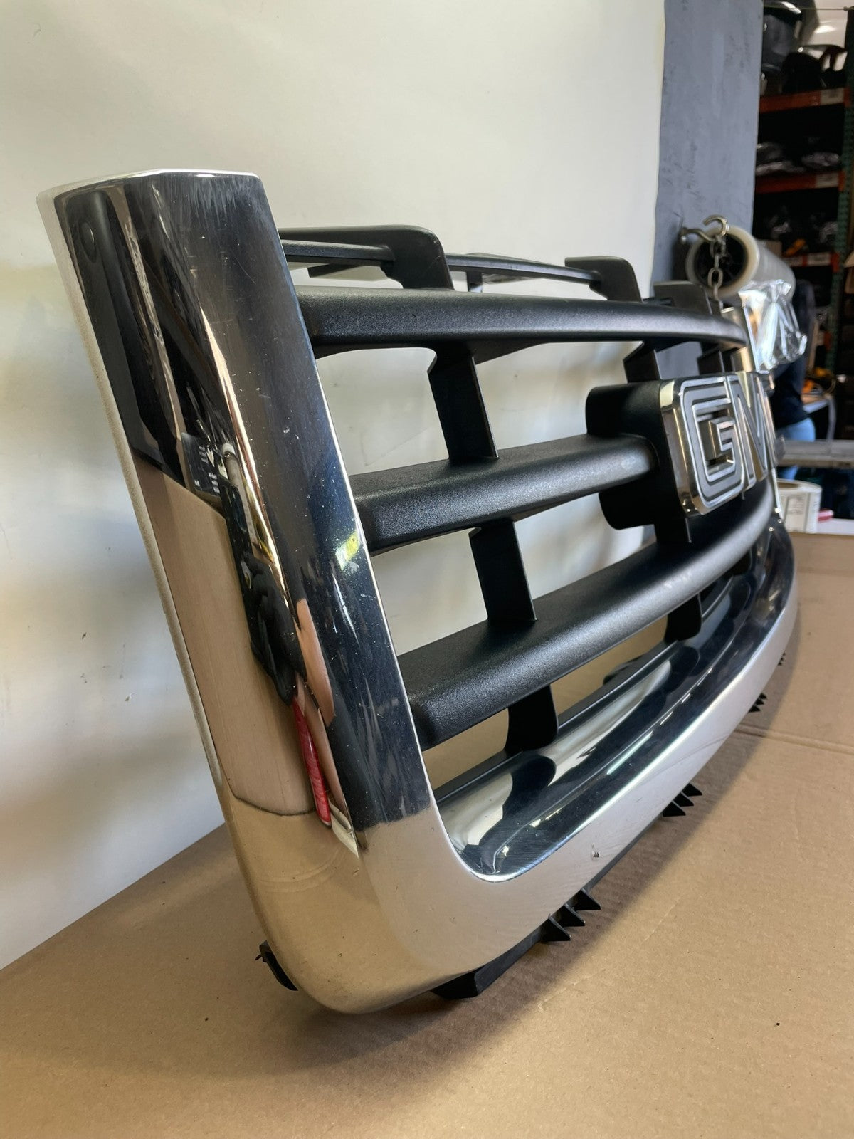 2007 to 2013 GMC Sierra 1500 Front Upper Chrome Grill Grille AG2571 MS2