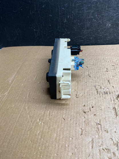 2003 to 2006 Chevrolet Silverado HVAC Heater Climate Control Module ae4501 DG2