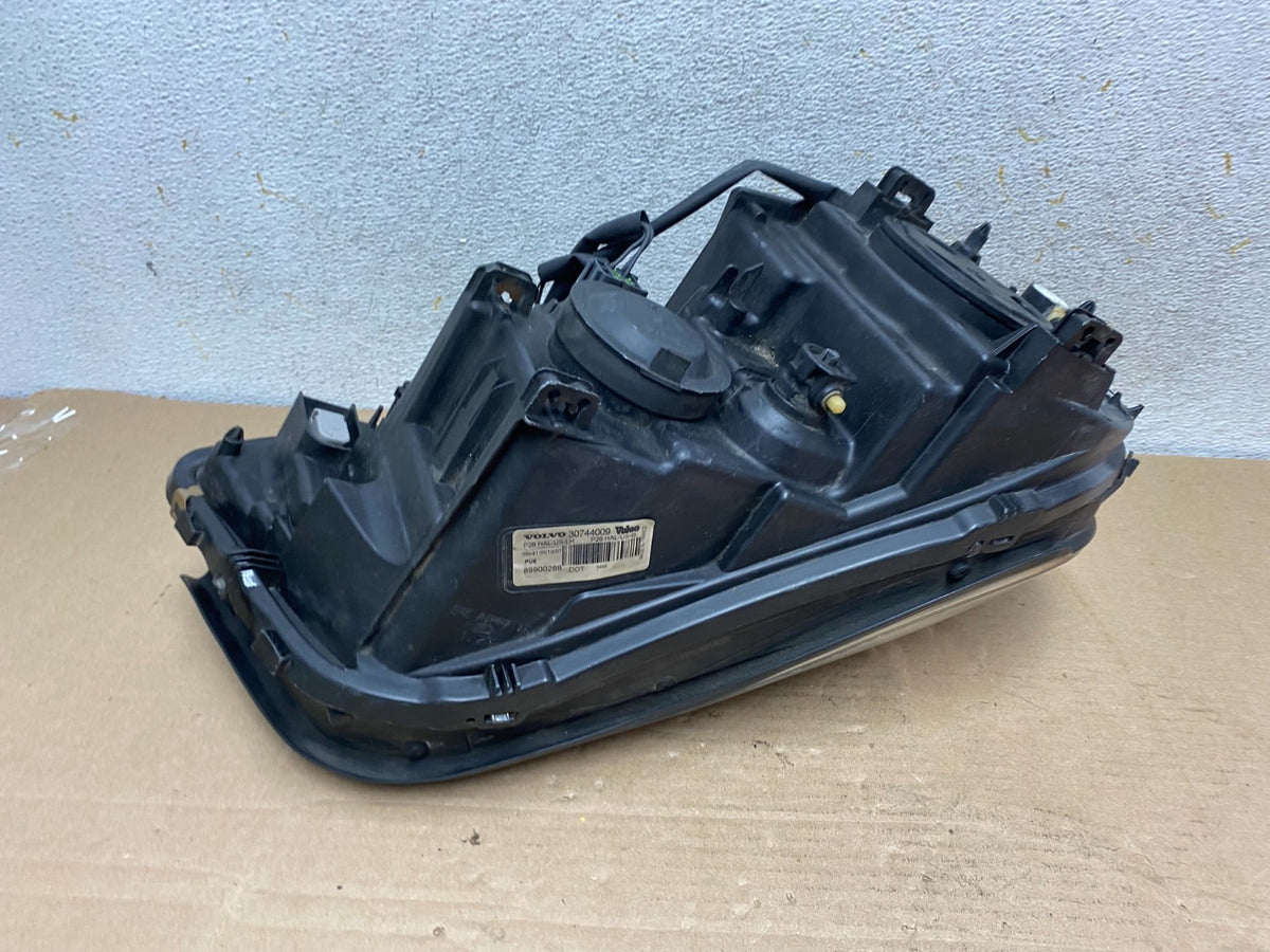 2003-2013 Volvo XC90 Left Driver LH Side Halogen Headlight AH9419 DW5