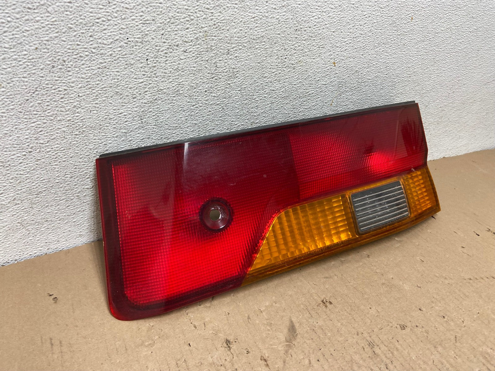 2002-2004 Honda Odyssey Right Passenger RH Side Tail Light Inner AF3204 LK2