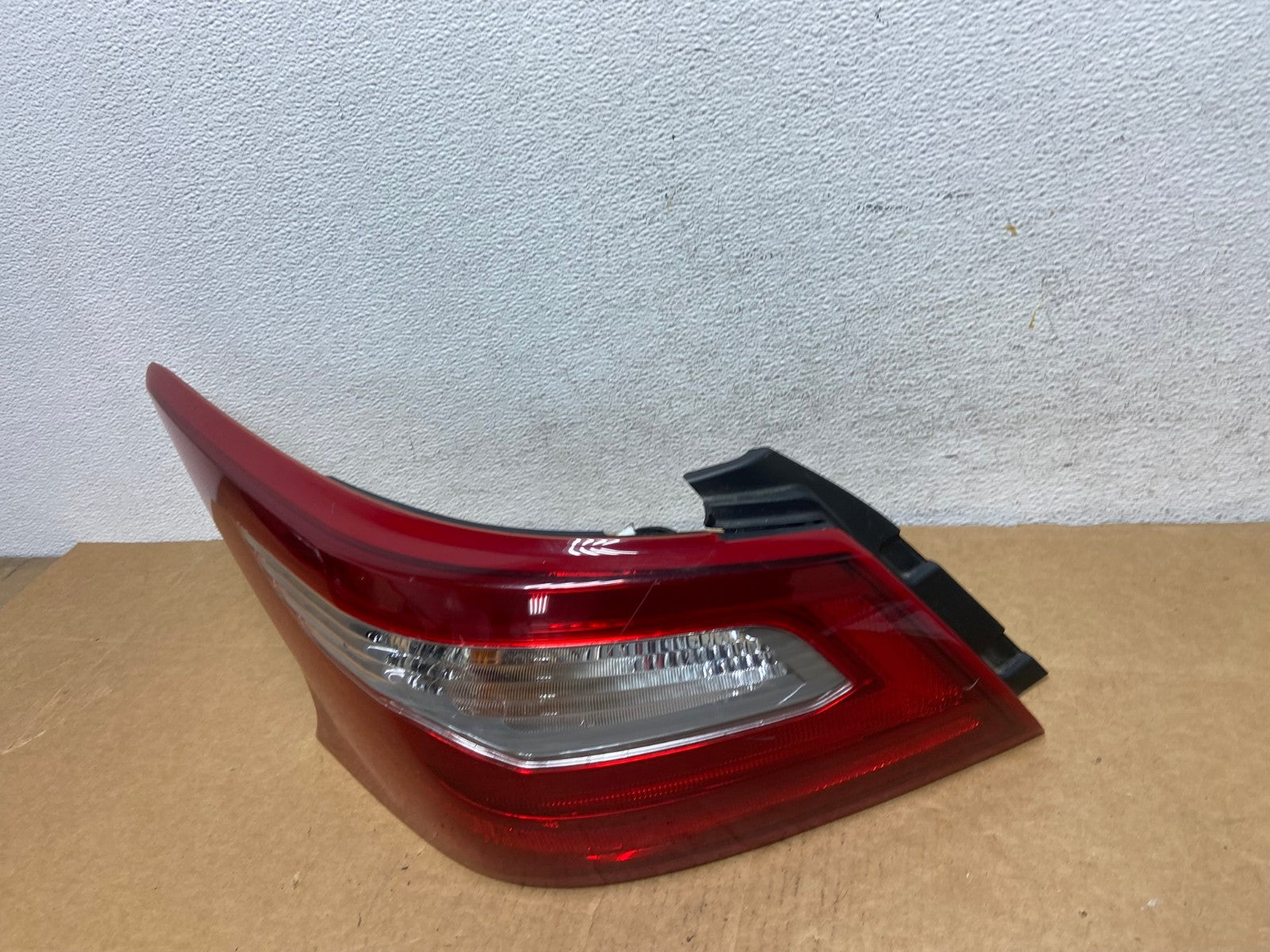 2016 2017 2018 Nissan Altima Left Driver LH Side Tail Light AD4496 LK1