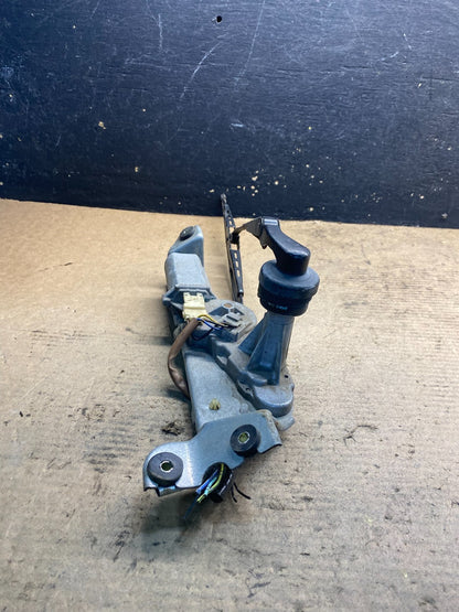 2000 to 2004 Subaru Legacy Wagon Rear  Windshield Wiper Motor AA28254