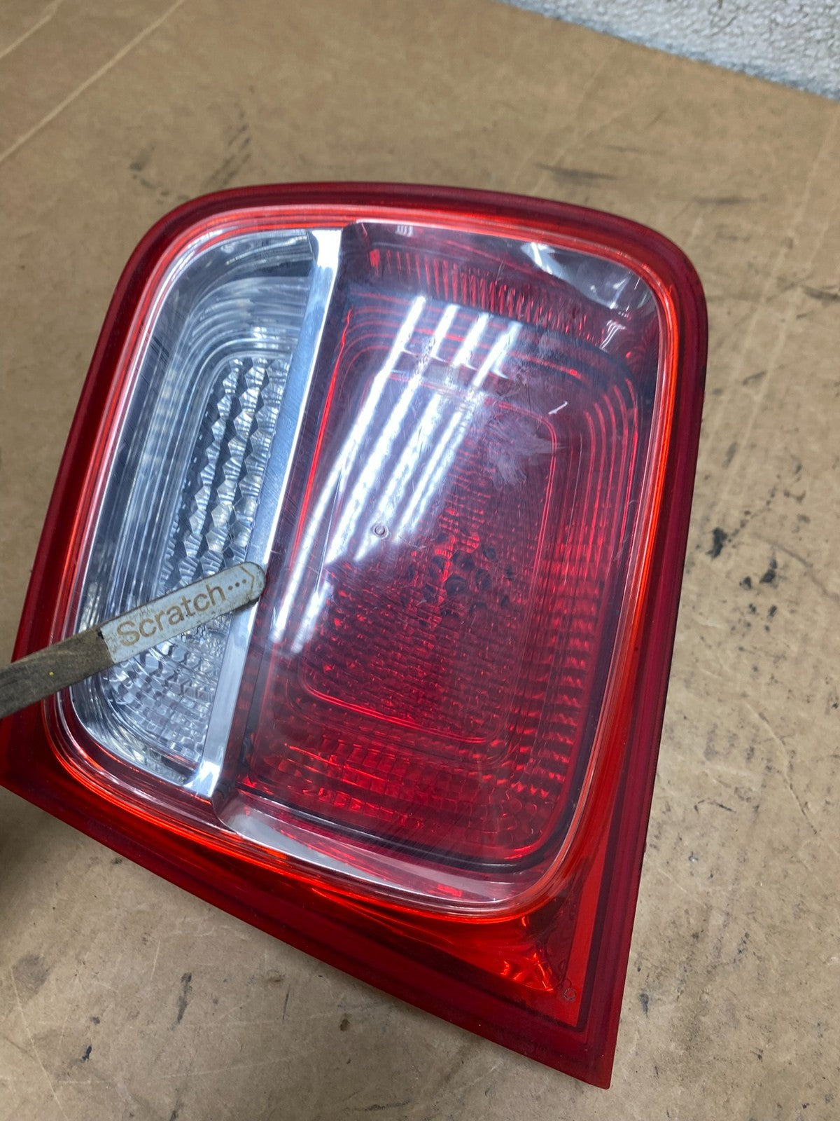 2013-2016 Chevrolet Malibu Right Passenger Rh Inner Tail Light T2137 DW3