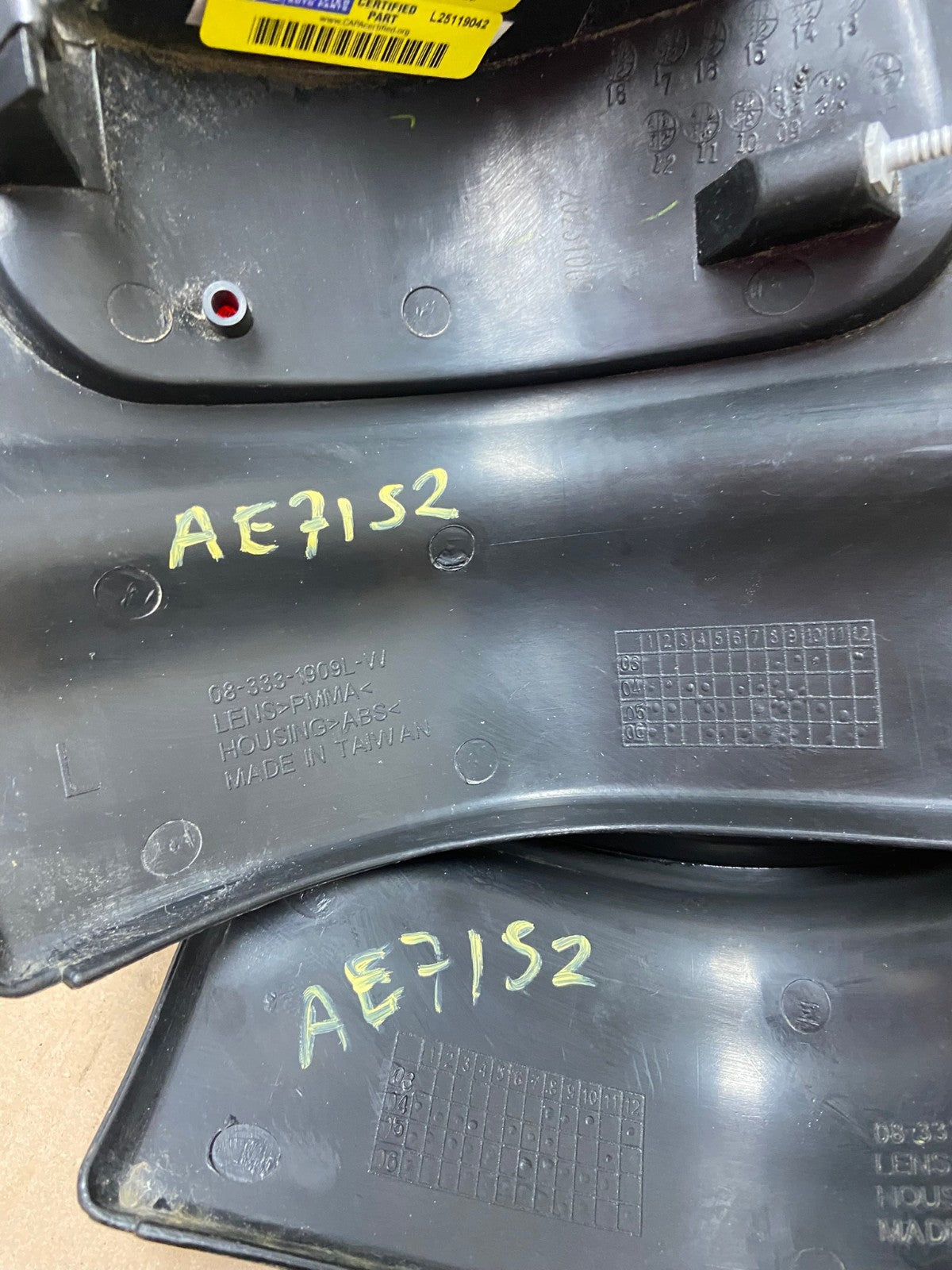 1994 to 2001 Dodge Ram 1500 Left+Right Tail Lights DEPO AE7152 LK7