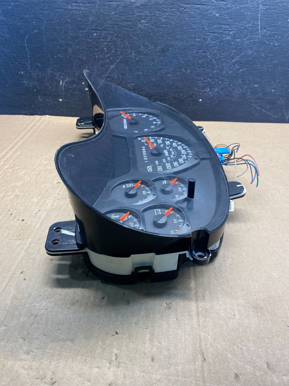 2006 to 2009 Chevrolet Trailblazer Speedometer Cluster Gauge AE7570 DG2