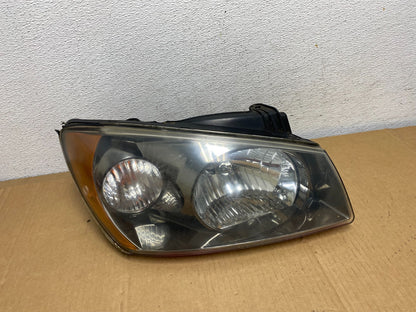 2004 2005 2006 Kia Spectra Right Passenger RH Side Headlight AD0737 DW0