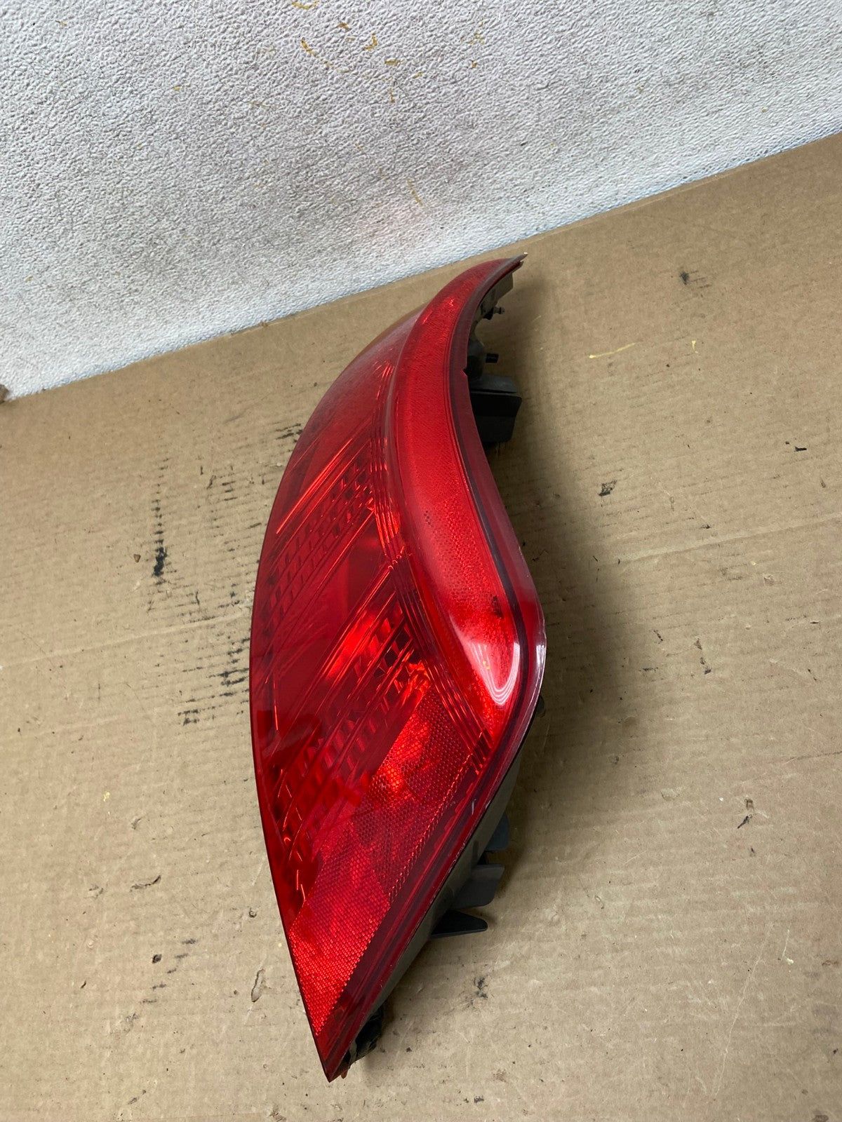 2003 2004 2005 Nissan Murano Right Passenger Rh Side Tail Light AH4162 LK2