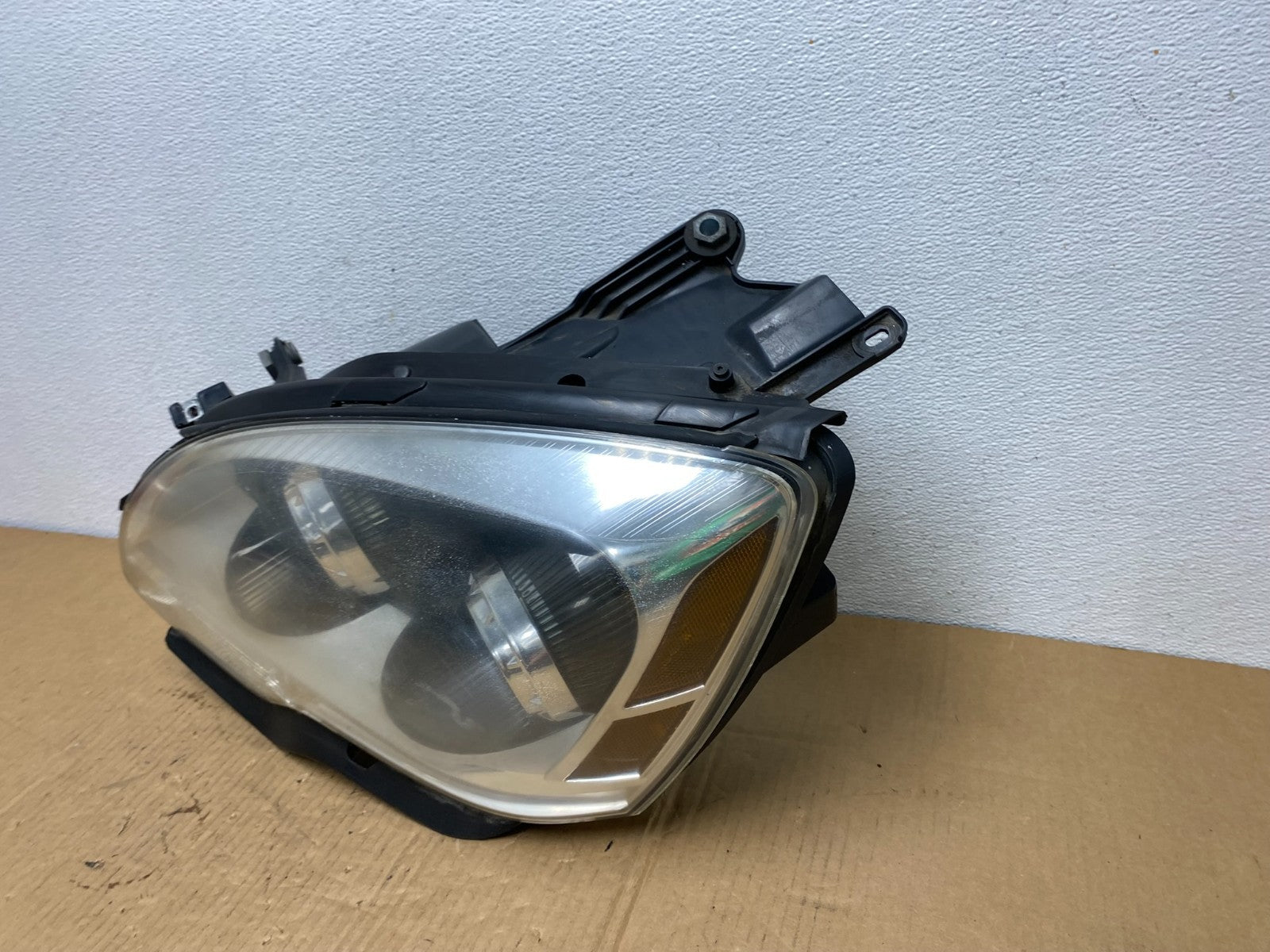 2007 to 2012 Gmc Acadia Halogen Headlight Left Driver LH Side AC7619 DW1