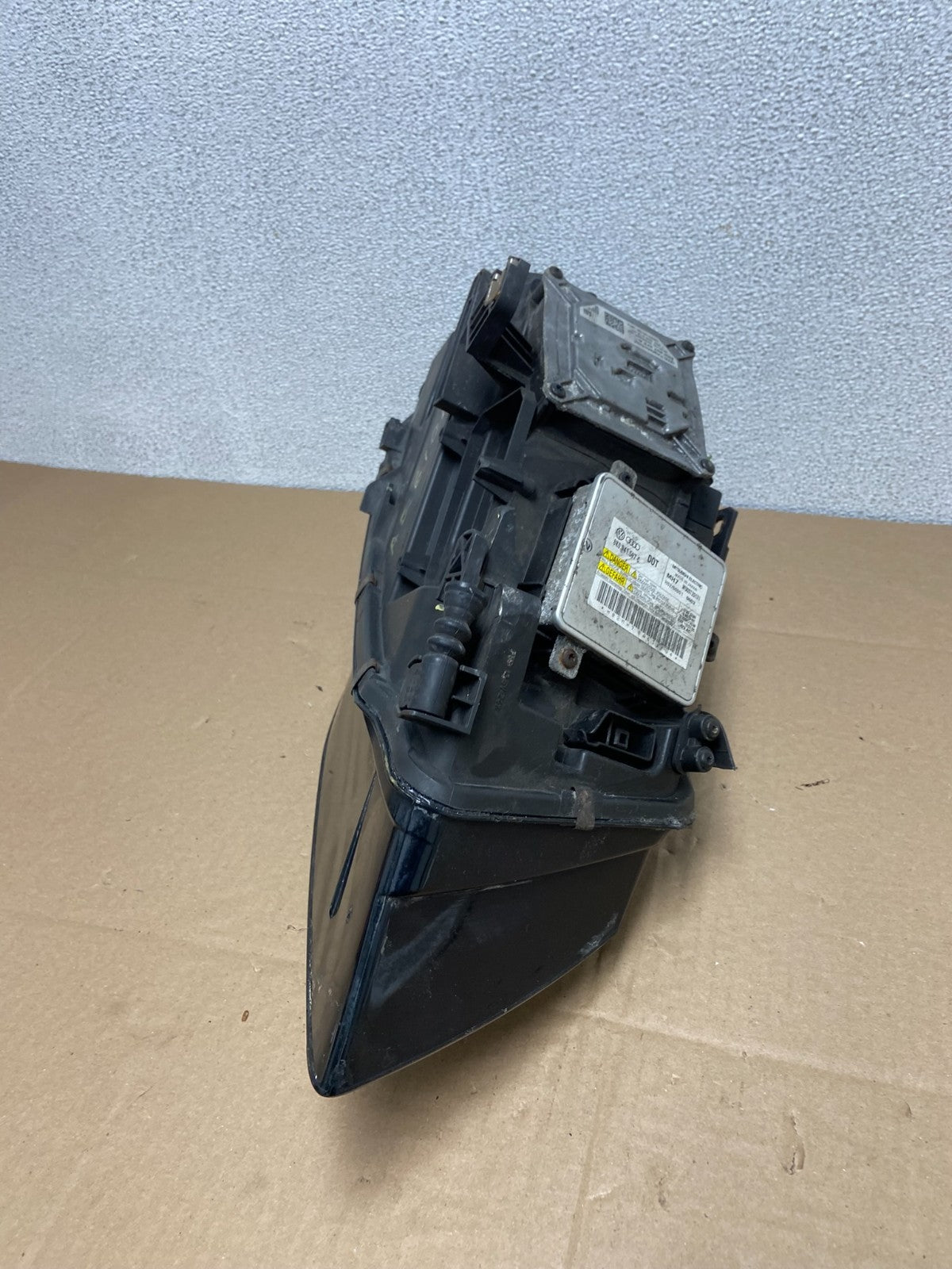 Xenon HID AFS 2009 to 2012 Audi A4 Left Driver LH Side Headlight AB6101 DW8