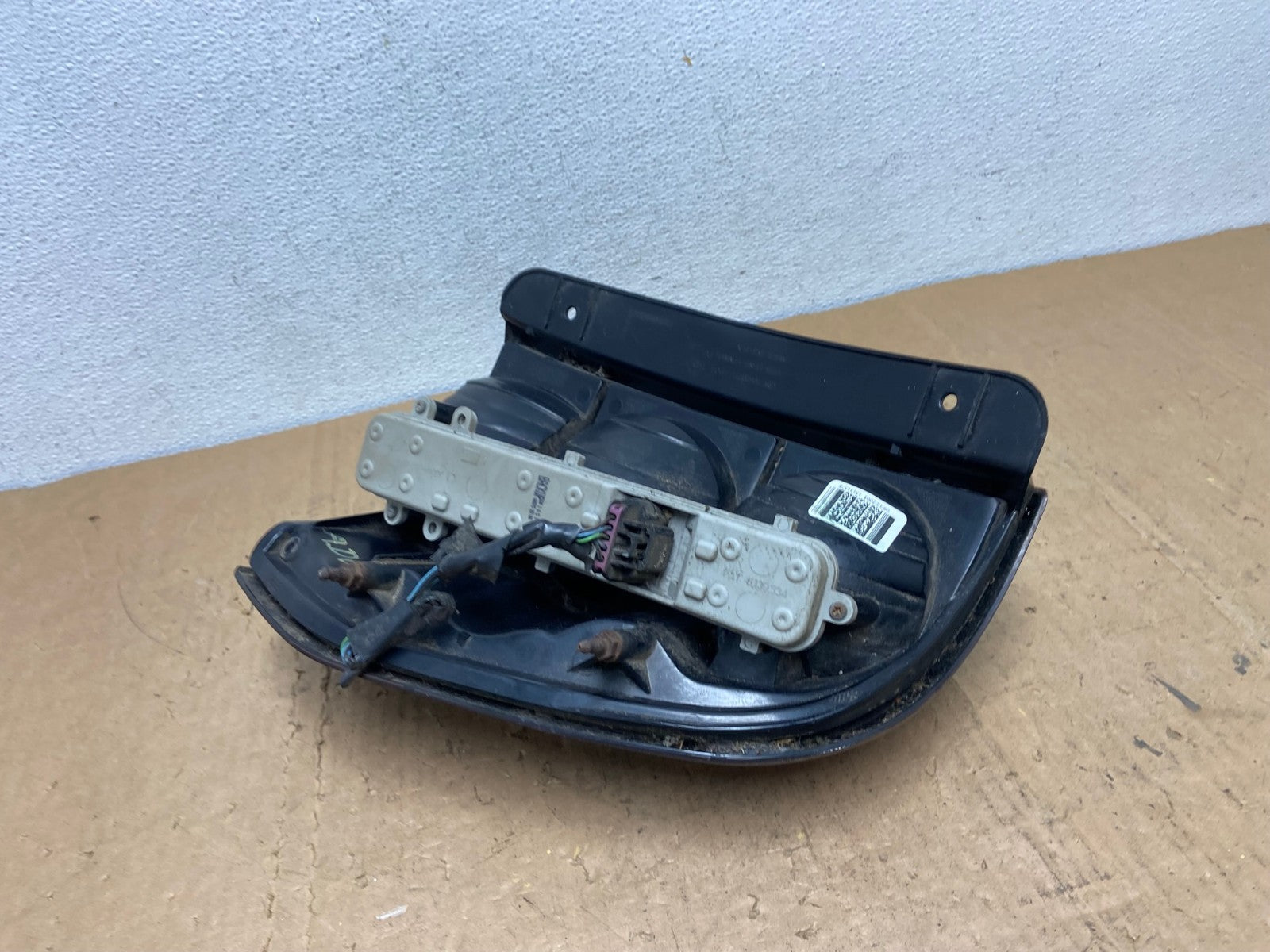 2002 to 2009 Chevrolet Trailblazer Left Driver LH Side Tail Light AD0541 LK5