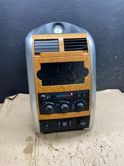 2005-2009 Dodge Durango Heat AC Climate Temperature Control Radio Bezel X6354 DG0