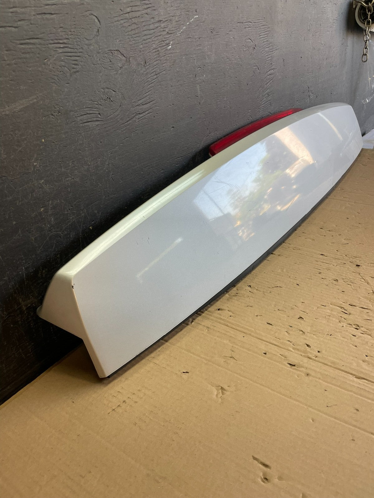 2007-2014 Chevrolet Tahoe Suburban Yukon Spoiler Wing 3rd Brake Light AE0756 DG2