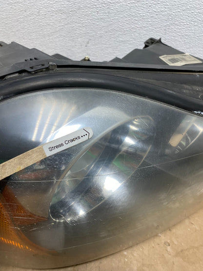 2003 to 2006 Volvo XC90 Right Passenger Rh Side Headlight Halogen AB6903 DW4