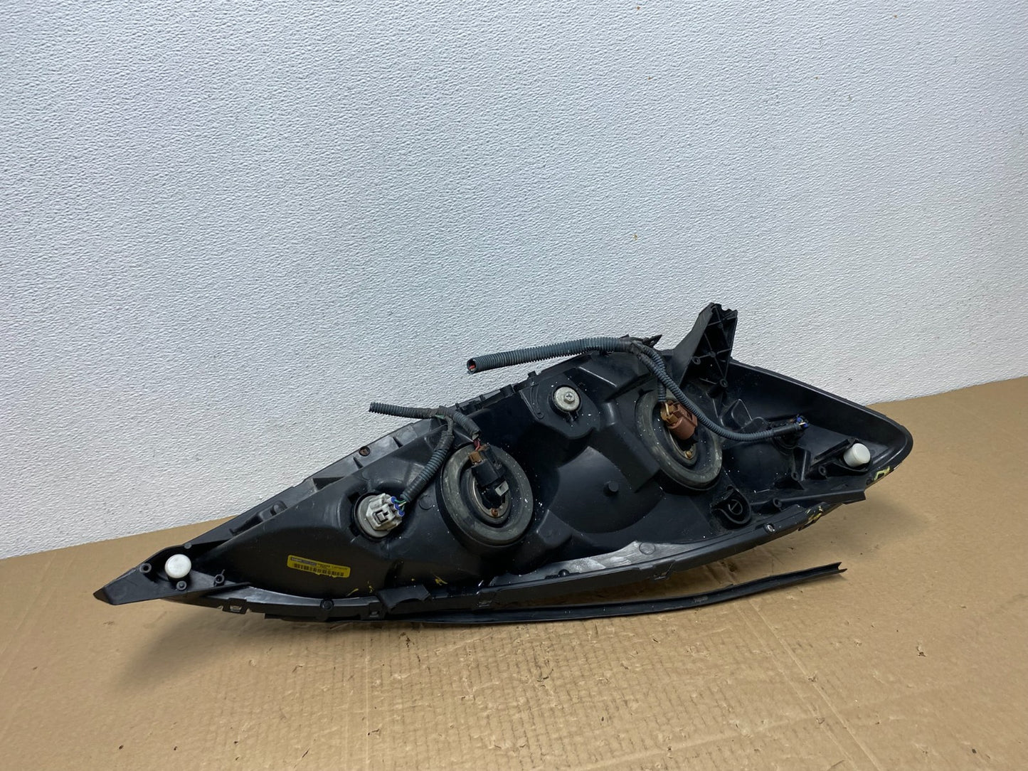 2006 to 2010 Toyota Sienna Left Driver Lh Side Headlight Halogen TYC AC3864 DW8