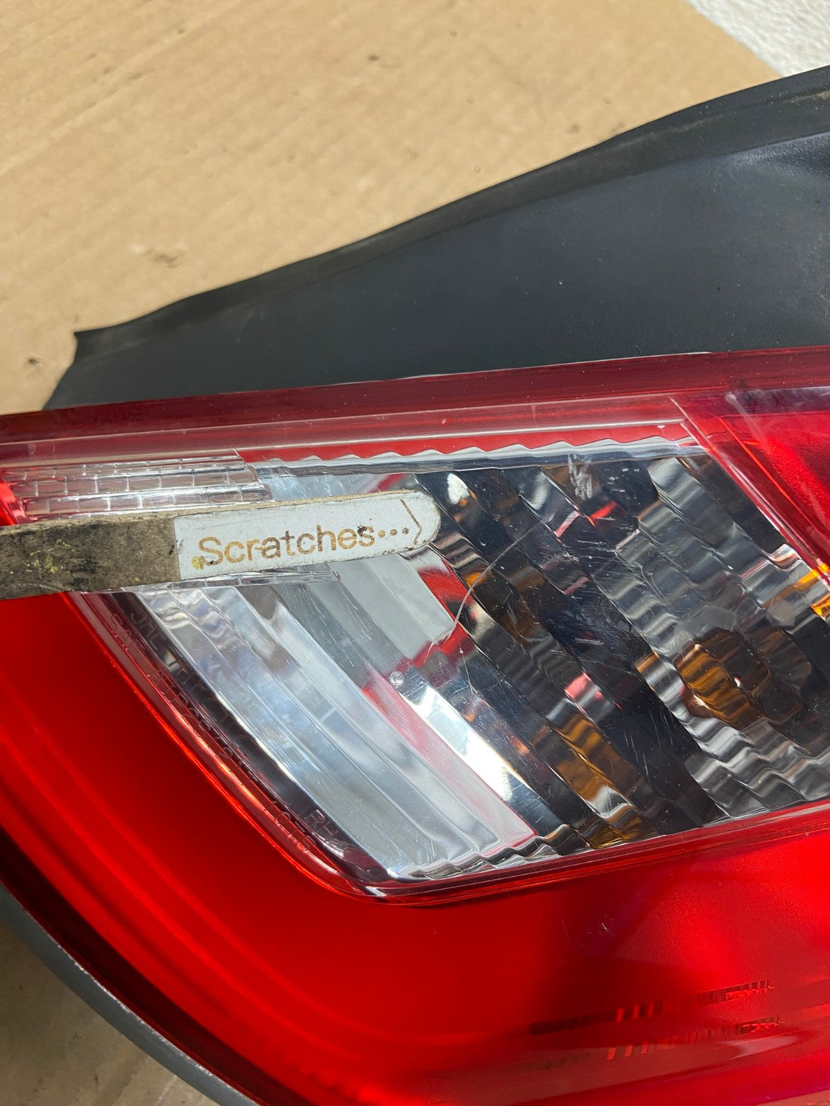 2010 to 2012 Ford Taurus Right Passenger Rh Side Tail Light AI6537 LK3