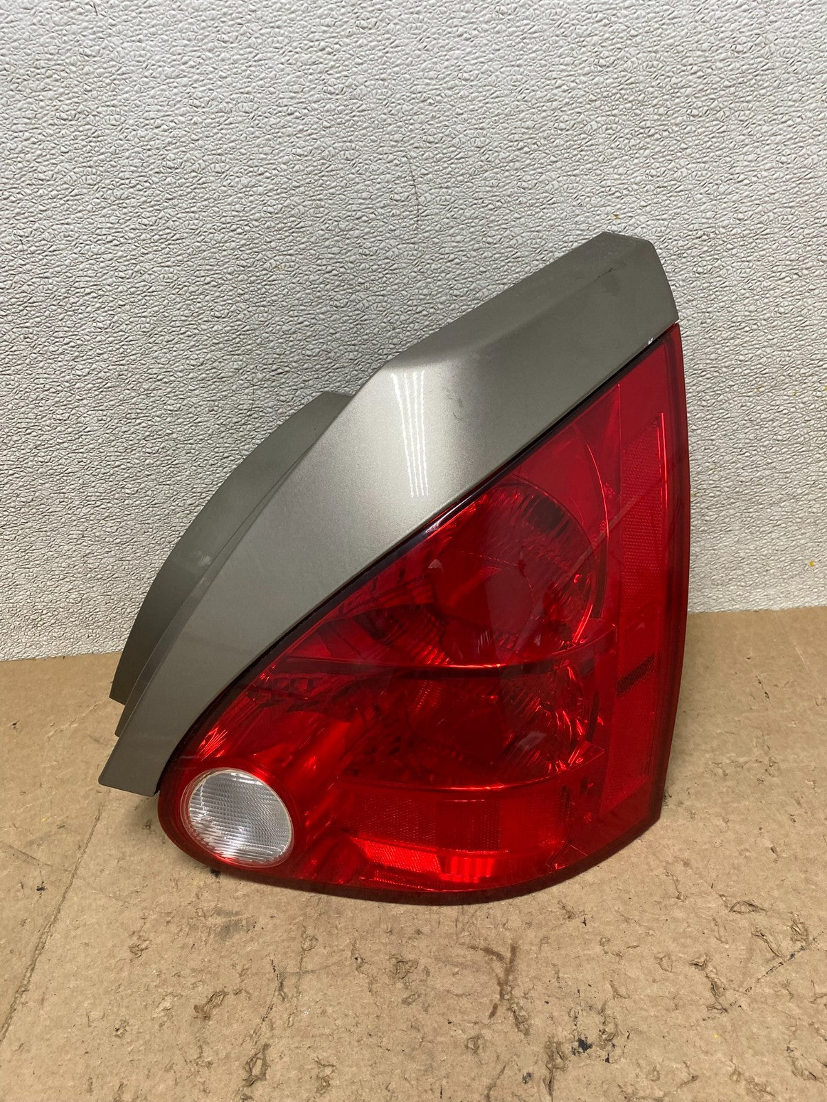2004 2005 2006 2007 2008 Nissan Maxima Right Passenger Tail Light Oem X2425 DW0