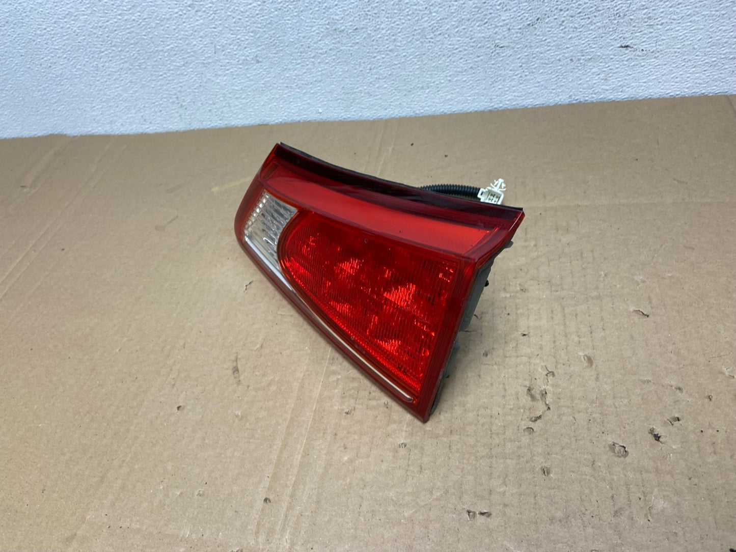 2009 - 2010 Lexus Is250 Is350 Right Passenger RH Inner Tail Light Oem AC3788 LK1