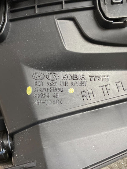2014 2015 Kia Optima Front Dash Radio Bezel Trim Air Vent AG6475 DG4