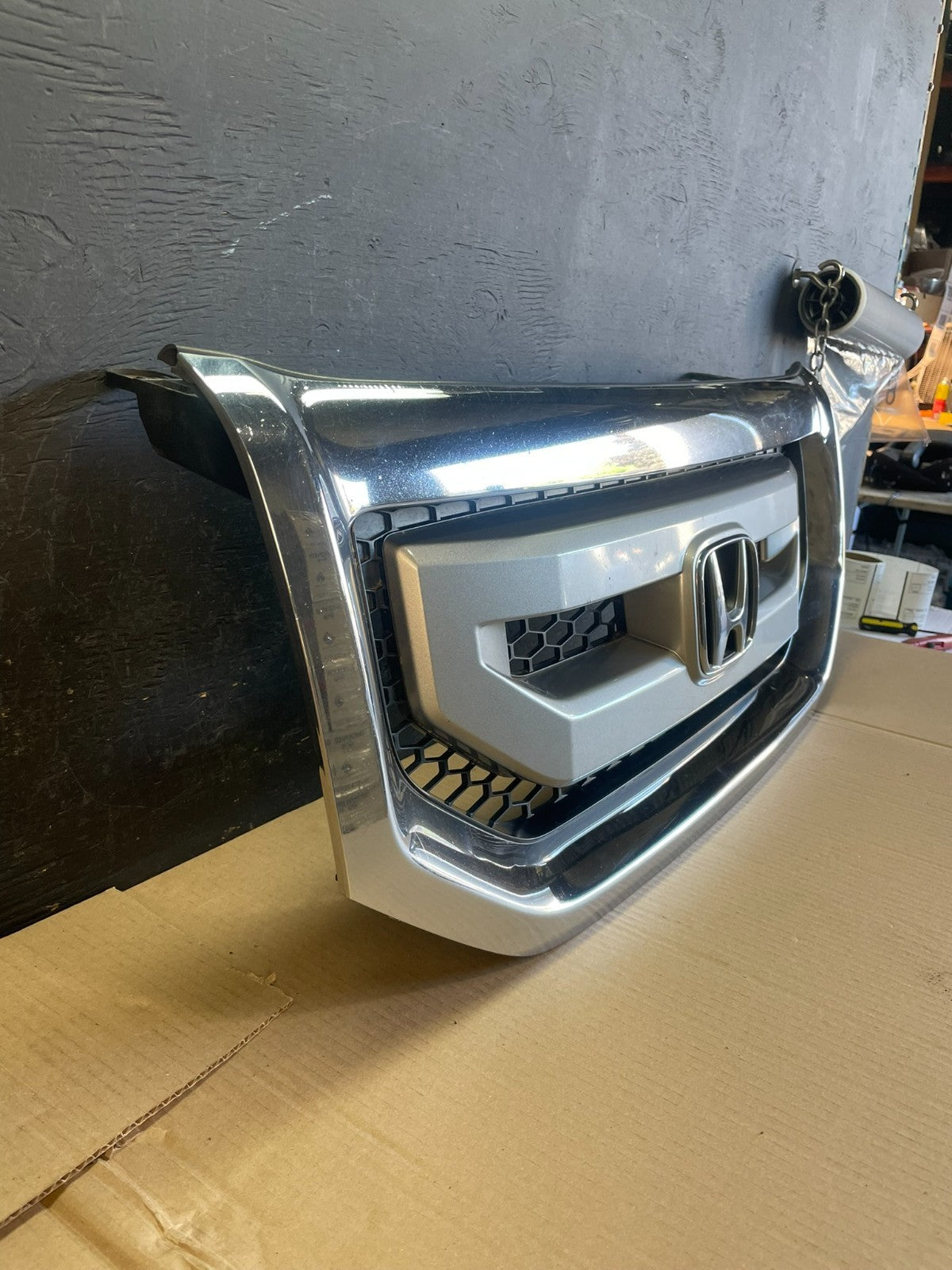 2009 2010 2011 Honda Pilot Front Upper Grill Grille AE3484 DG2
