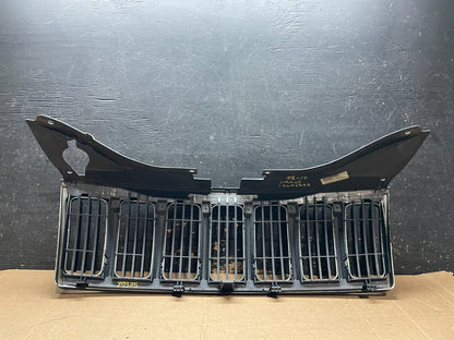 2008-2010 Jeep Grand Cherokee Front Upper Grill Grille Aftermatrket Z5793 DG6
