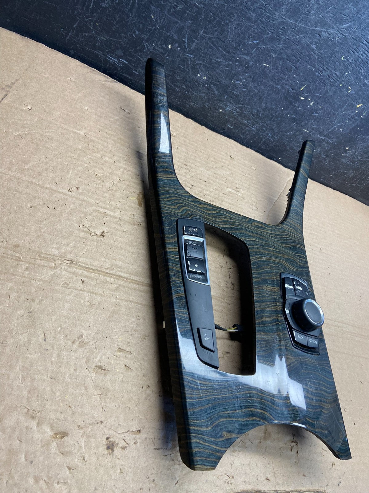 2011-2018 BMW X3 Center Console Shifter Surround Trim Bezel 9200950 AF2211 DG5