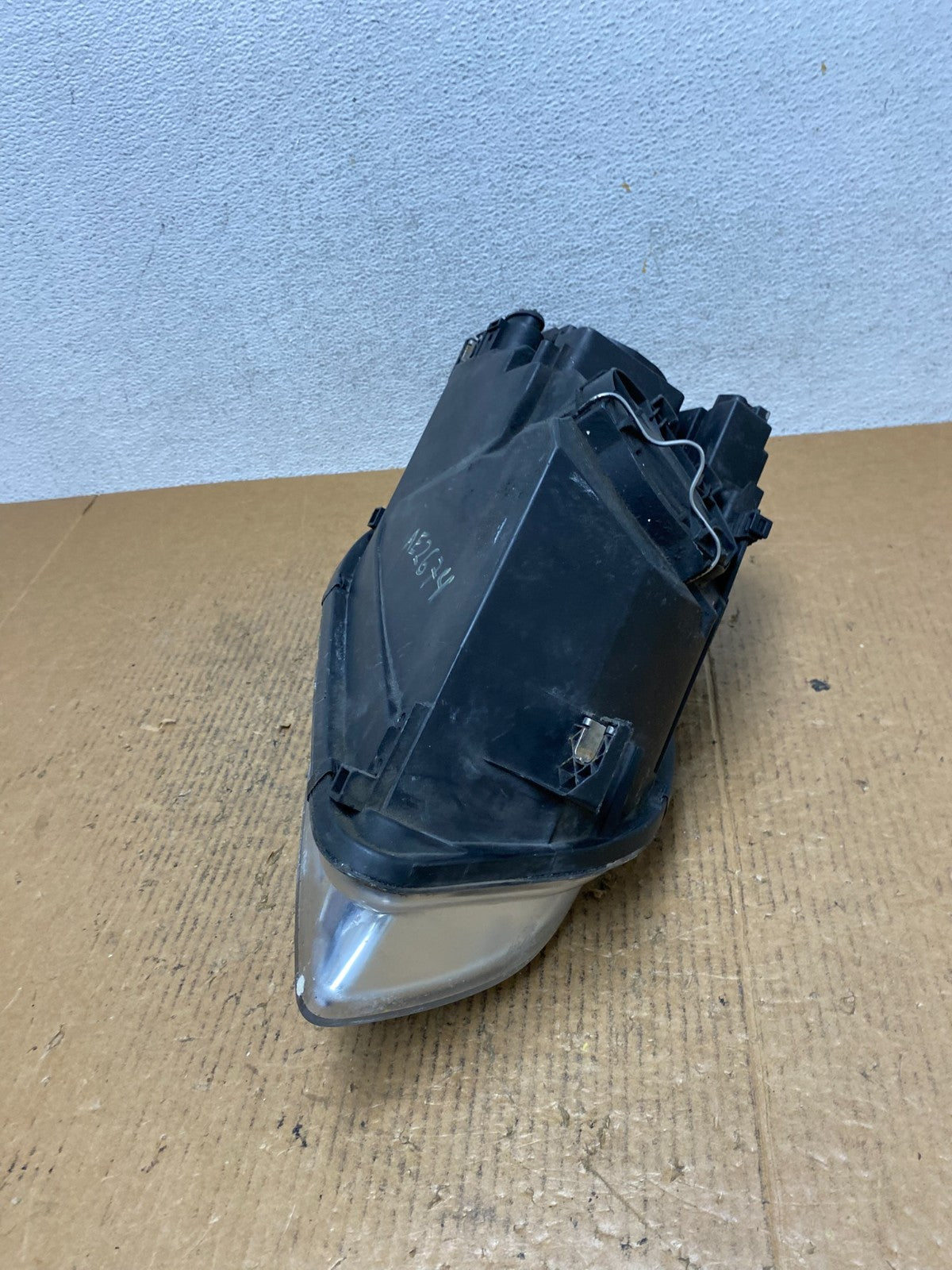 2006 2007 2008 Audi A4 Headlight Halogen Left Driver LH Side AE2674 DW7