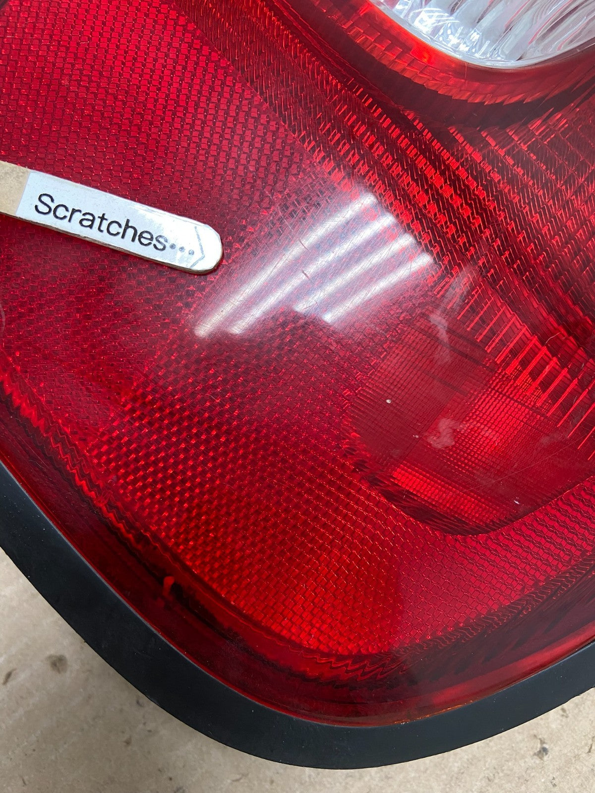 2000 to 2001 Nissan Altima Tail Light Right Passenger Rh Side OEM Z6146 DW3