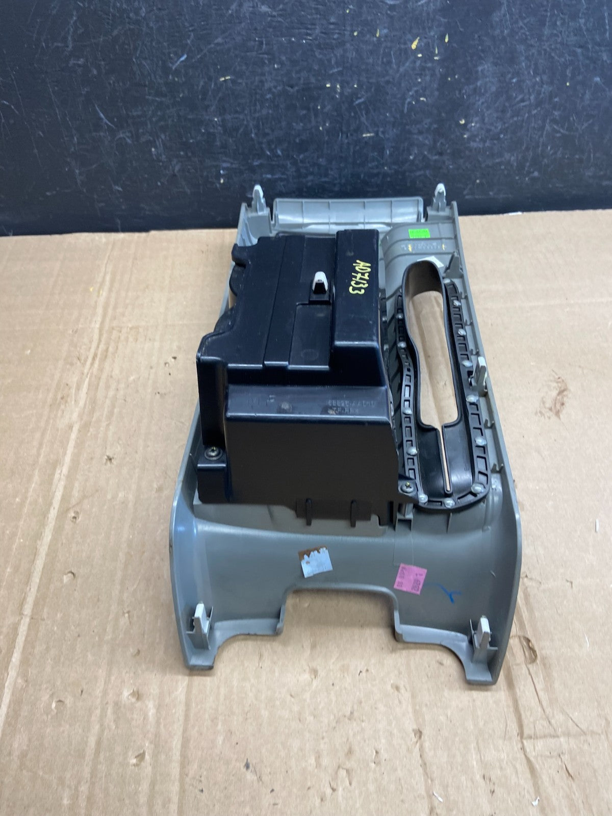 2004-2008 Toyota Solara Center Console Shifter Bezel Cup Holder AD7133 DG7