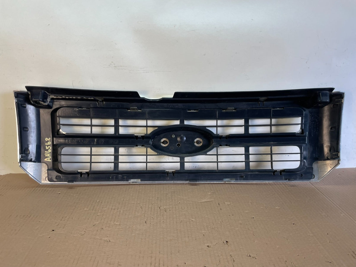 2008 to 2012 Ford Escape Front Upper Grill Grille ah6562 DG3