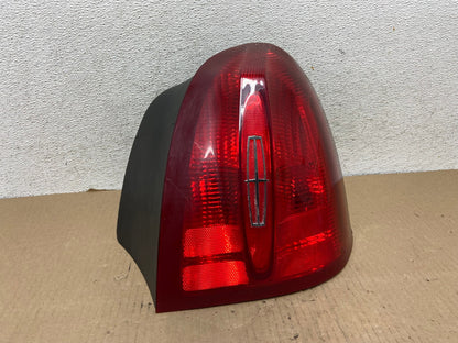 1998 to 2002 Lincoln Town Car Right Passenger RH Tail Light AG7958 LK0