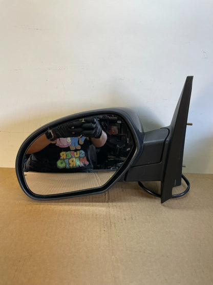 2007 to 2013 Chevrolet Tahoe Silverado Suburban Left Driver Mirror AH6281 DW7