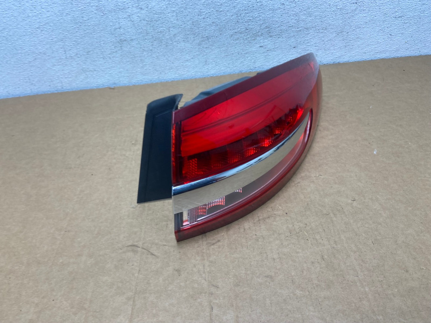 2017 - 2018 Ford Fusion Right Passenger RH Side Tail Light AD5394 LK2
