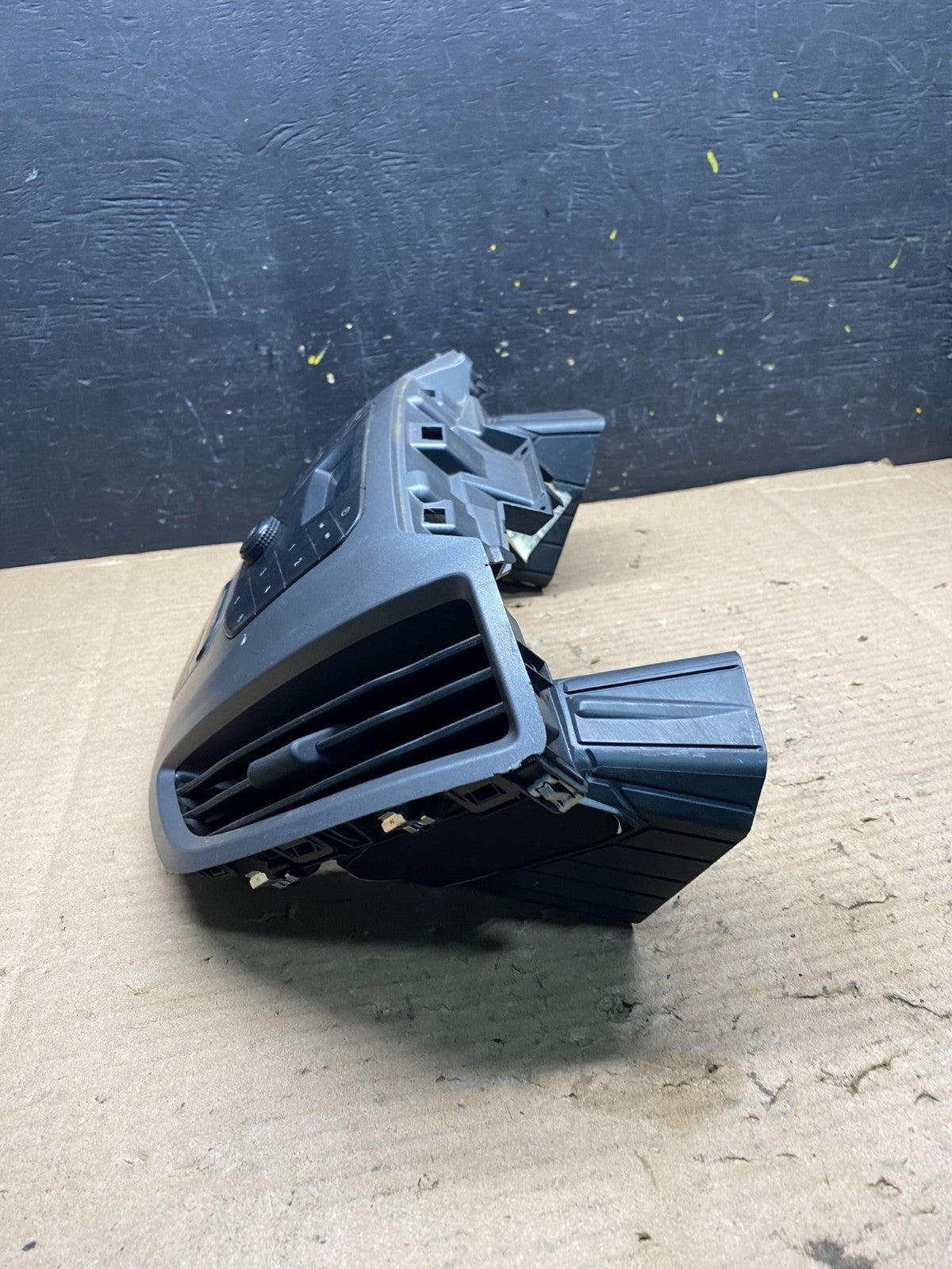 2017 to 2019 Ford Transit Front Radio Audio Control Bezel Air Vent OEM  q6845 DG2