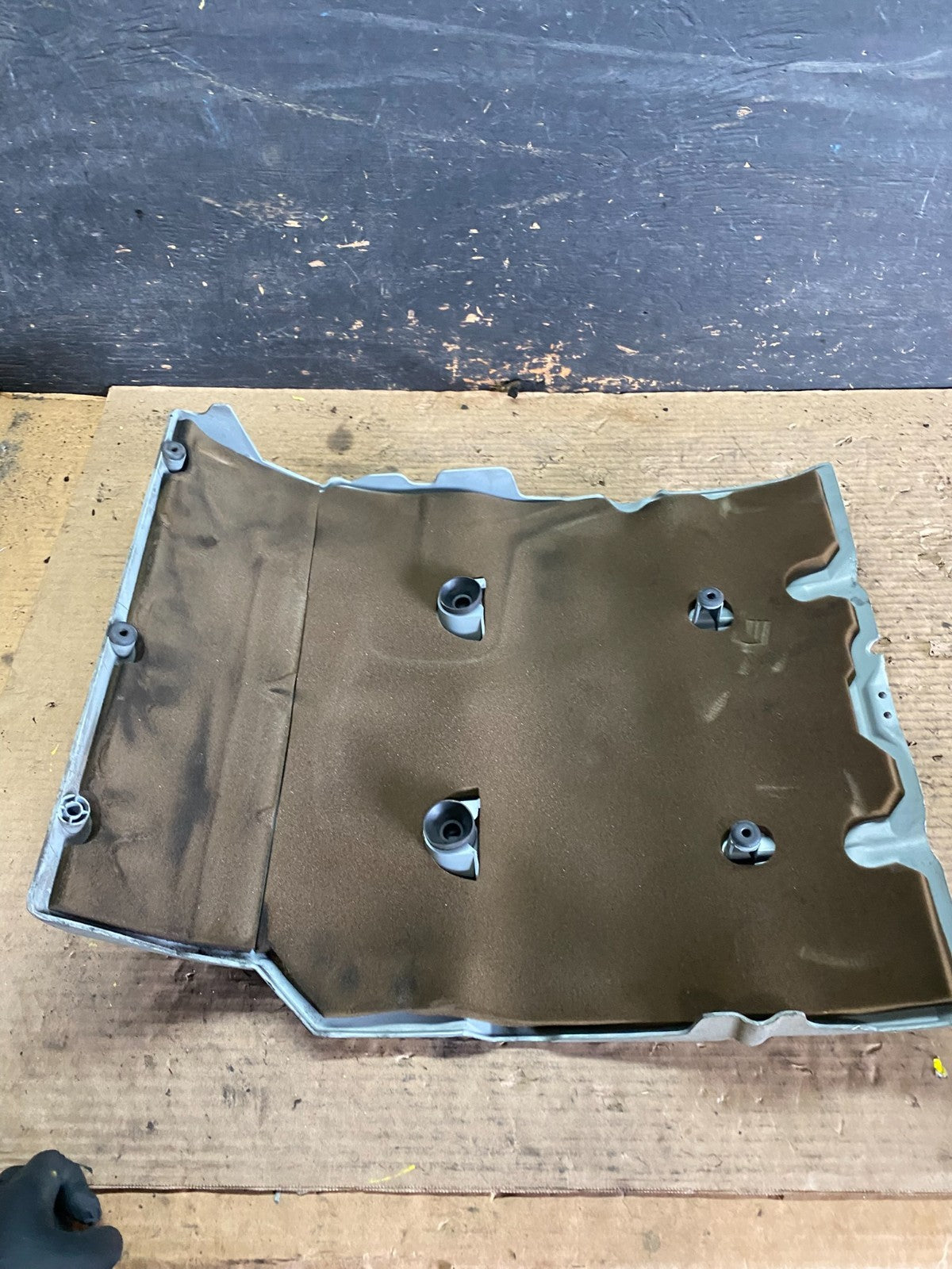 1997 to 2004 Cadillac Deville Seville Northstar Engine Motor Cover s59377