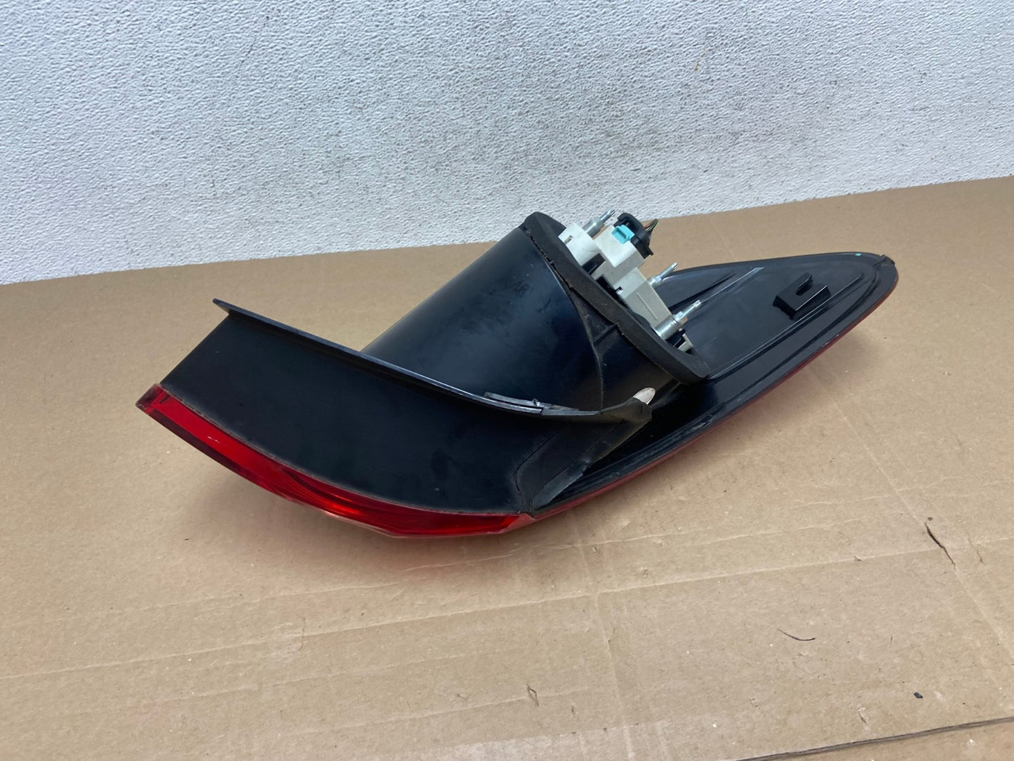 2009-2012 Volkswagen CC Right Passenger RH Side Tail Light AE4899 LK4