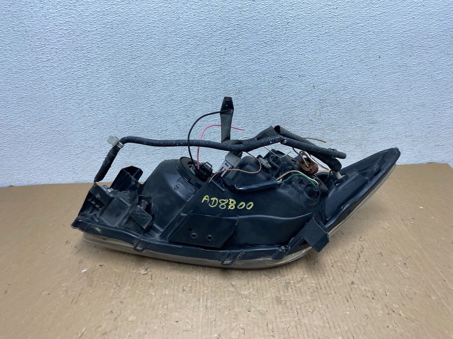 2005 2006 2007 Scion Tc Right Passenger RH Side Halogen Headlight AD8800 DW9