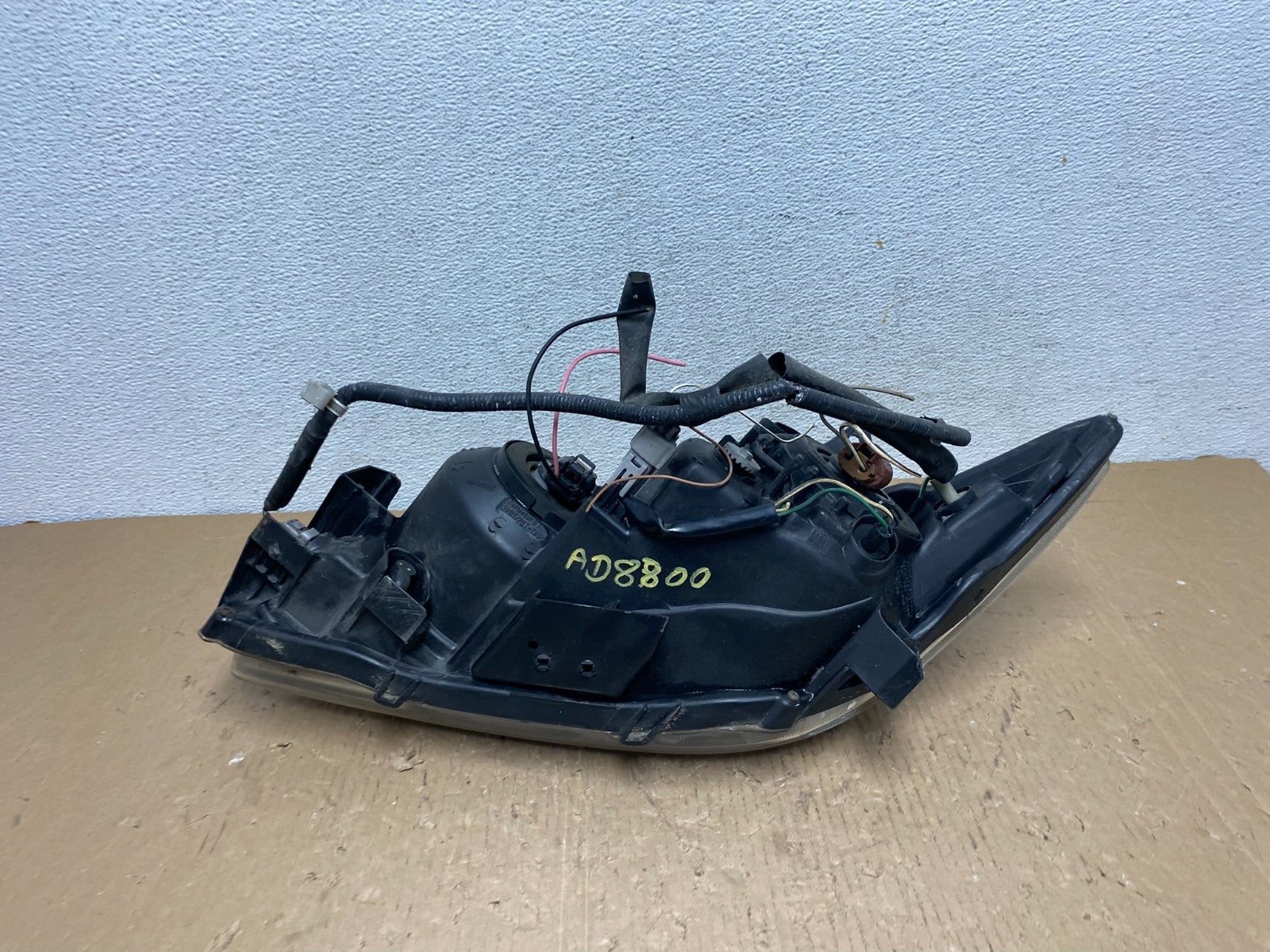 2005 2006 2007 Scion Tc Right Passenger RH Side Halogen Headlight AD8800 DW9