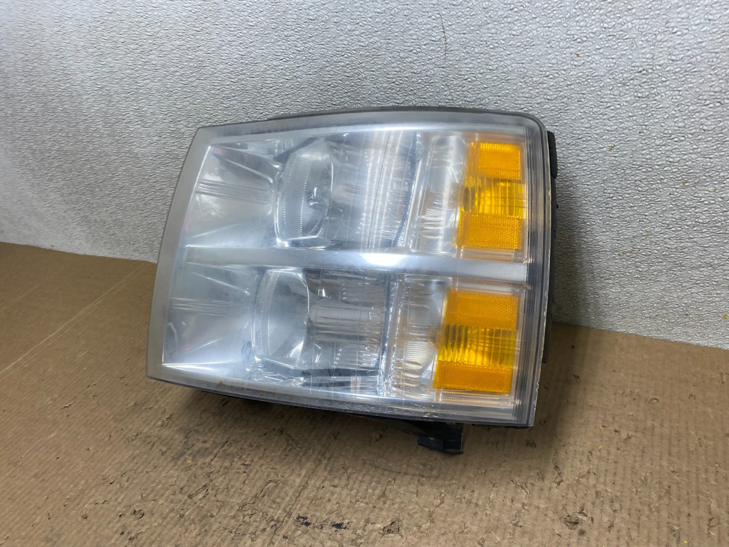 2007 to 2014 Chevrolet Silverado Left Driver Lh Side Headlight Oem W7726 DW1