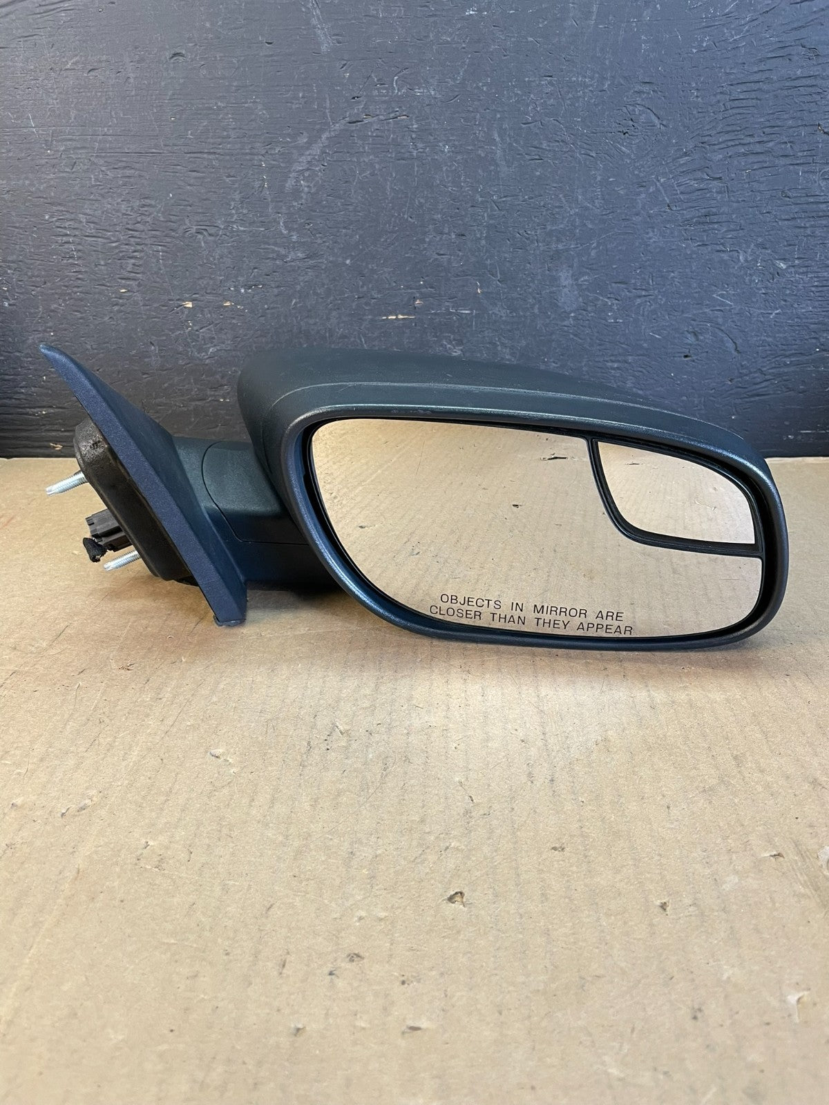 2010 to 2018 Ford Taurus Right Passenger View Door Mirror AD5591 DW7