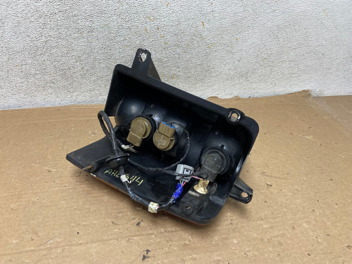 1993-1998 Jeep Grand Cherokee ZJ Left Driver Side Tail Light AH8544 LK5
