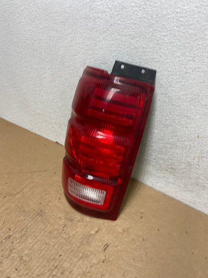 1997 to 2002 Ford Expedition Left Driver LH Tail light AG1264 LK1